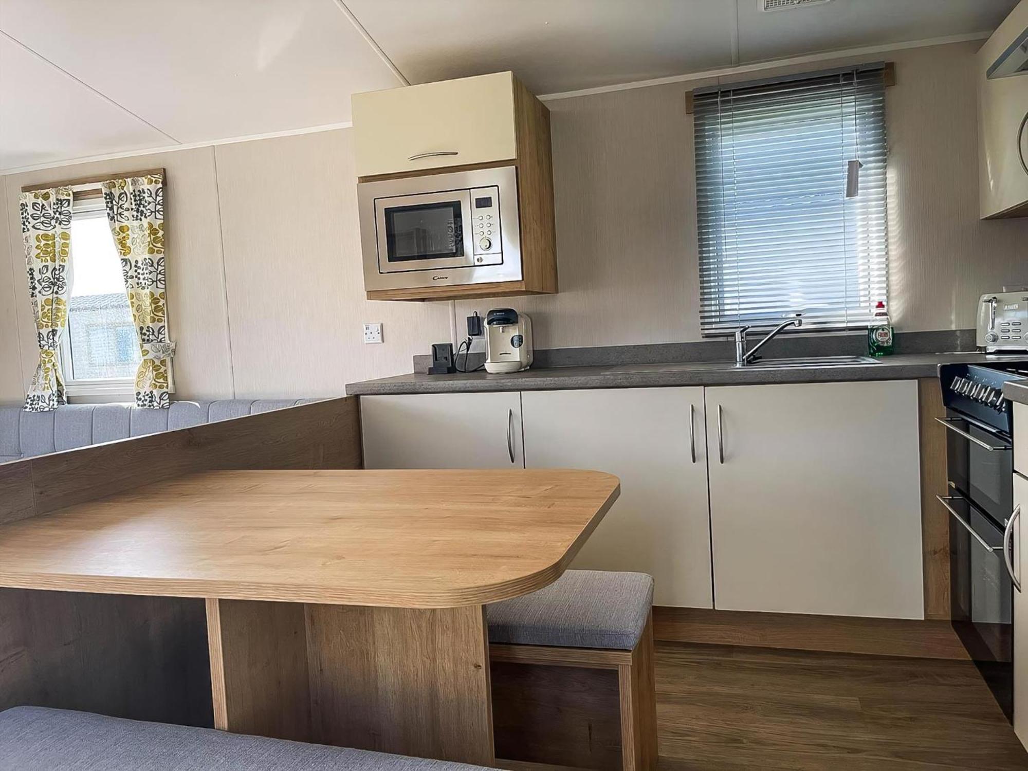 Lovely 8 Berth Caravan For Hire At Barmston Beach Holiday Park Ref 62002O Hotel Lund Luaran gambar